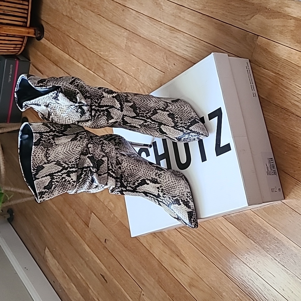 BRAND NEW snake-embossed leather slouchy boot